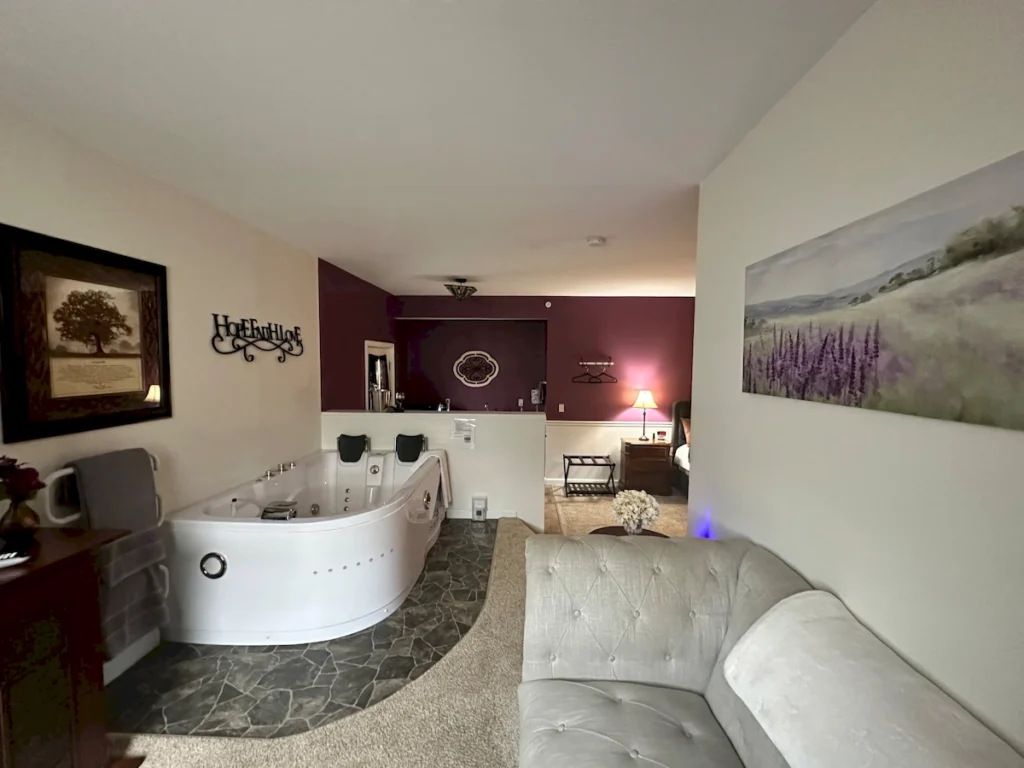 What Are the Best Wineries Near Pittsburgh? Discover Deer Creek Winery brooks deluxe room in room hot tub on raised platform at the inn B&B deer creek winery at brooks estate