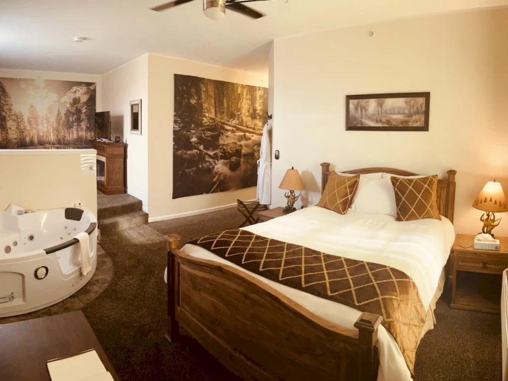 deer creek room, queen bed at the inn | brooks estate