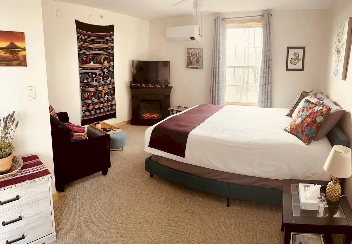 guatemalan adventure bedroom at the manor | brooks estate