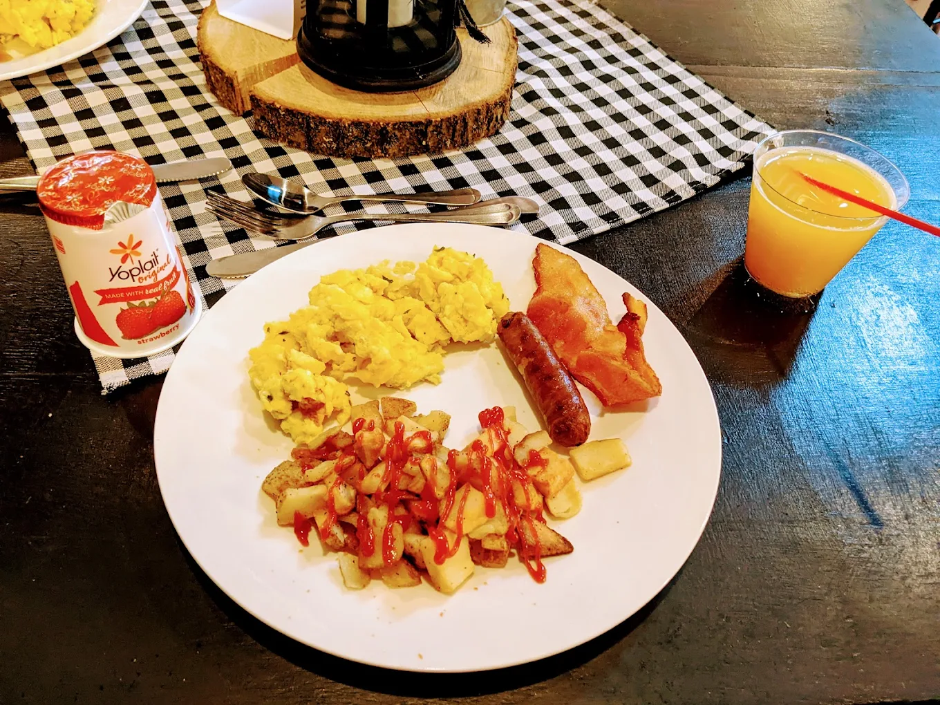 Compare Estates breakfast