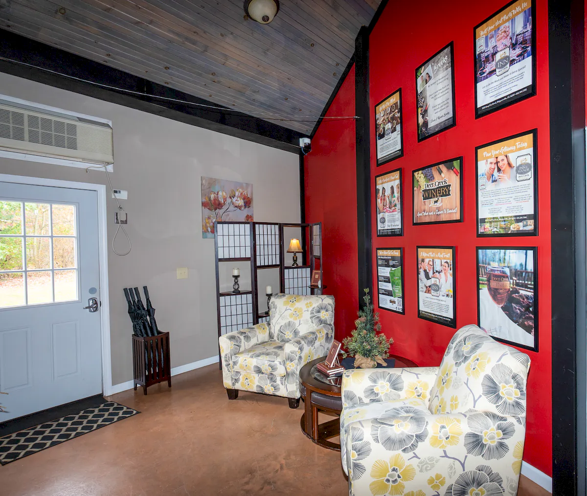 Compare Estates foyer seating area at brooks estate