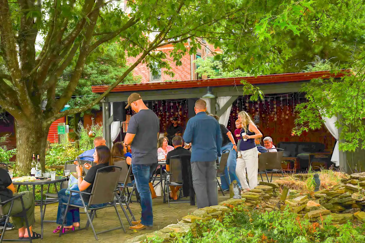 Crowd in the Courtyard at watson estate