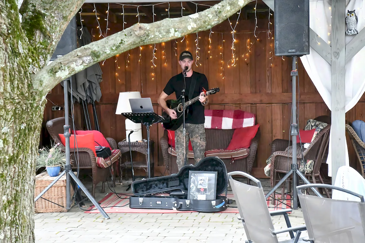 live band at watson estate