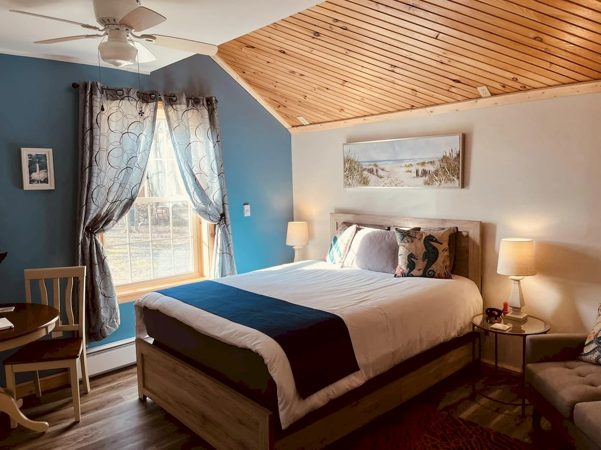 the manor, alabama beaches bedroom