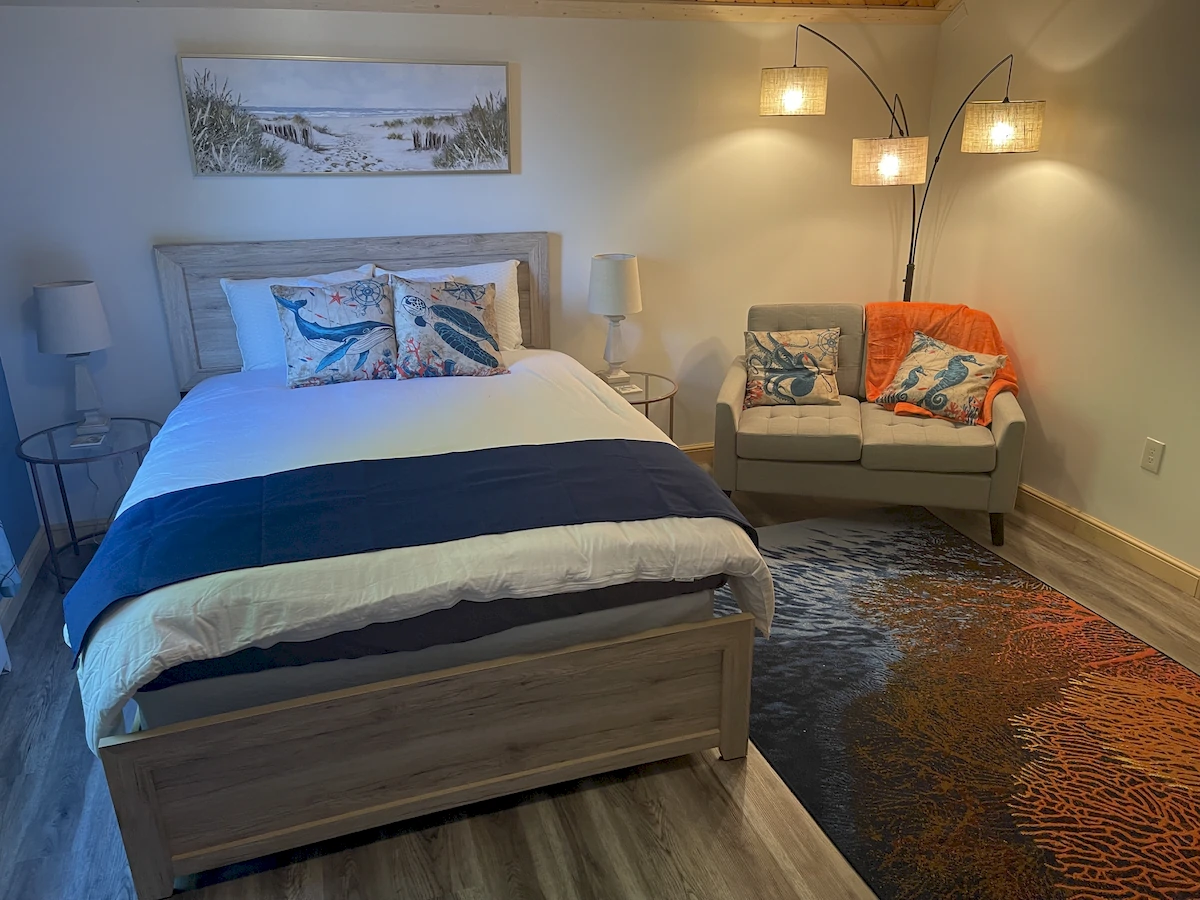 the manor, alabama beaches bedroom