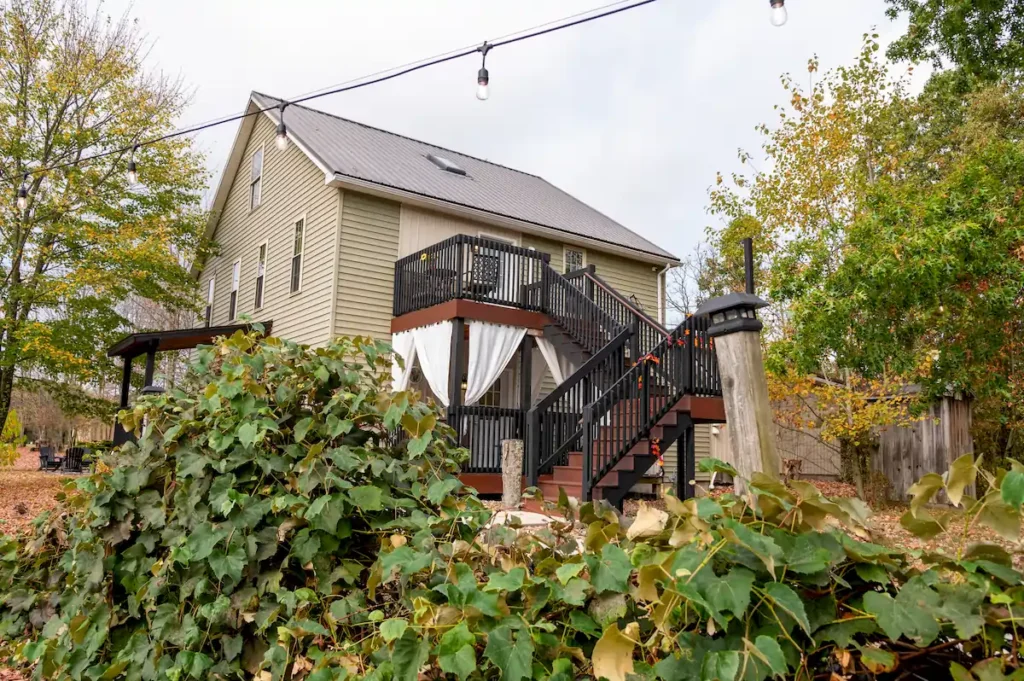 the manor at brooks estate deer creek winery